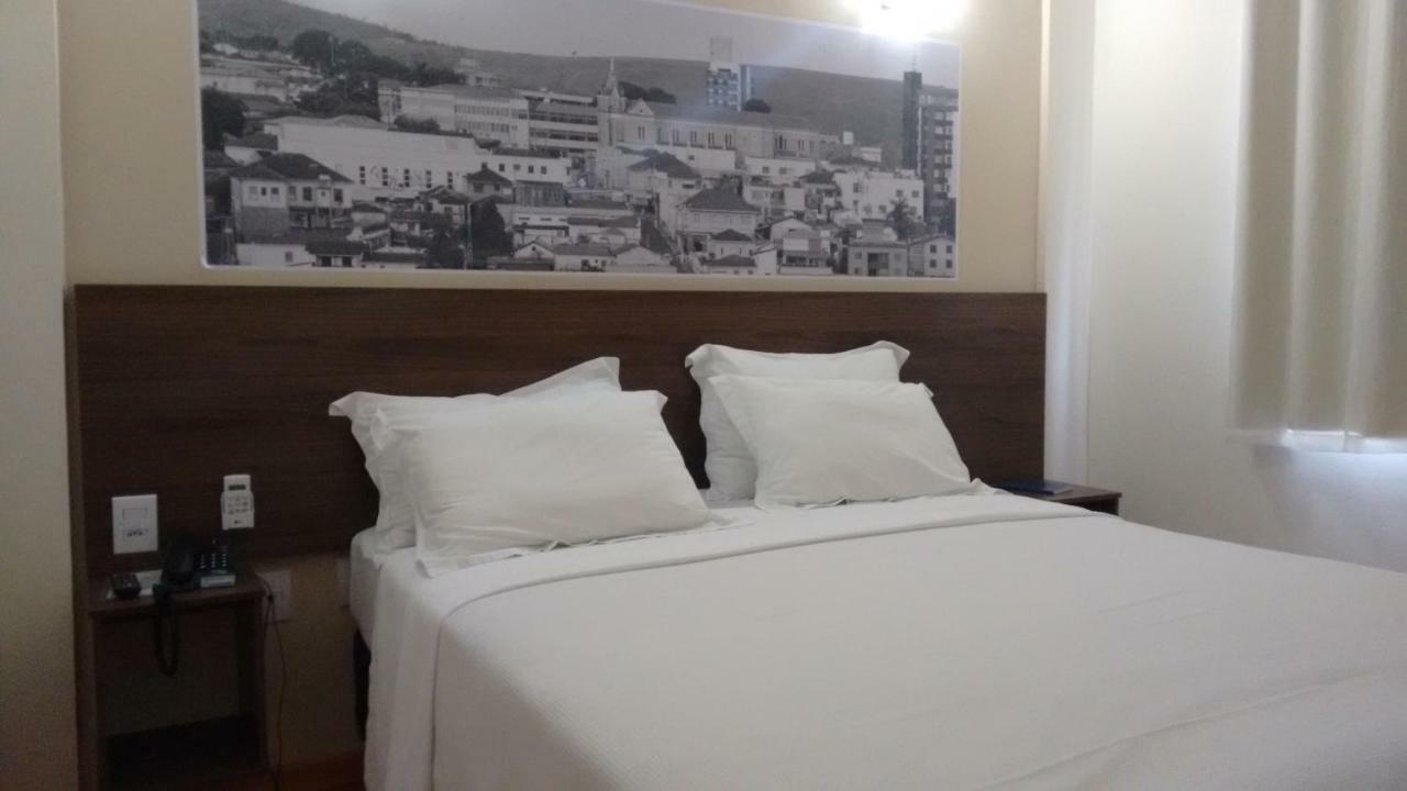 Hotel 494 Oliveira-Mg エクステリア 写真
